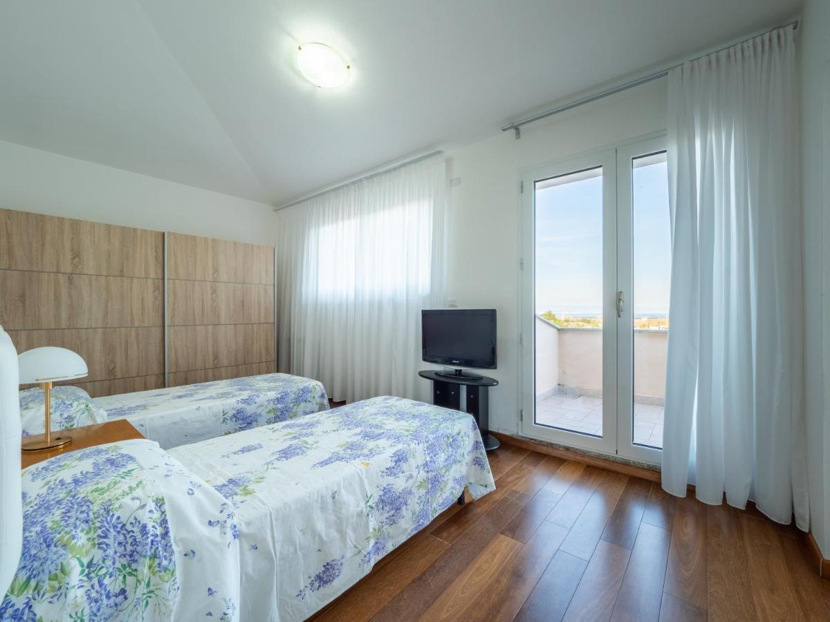 B&B Le Bouganville คาโปแตร์รา ภายนอก รูปภาพ