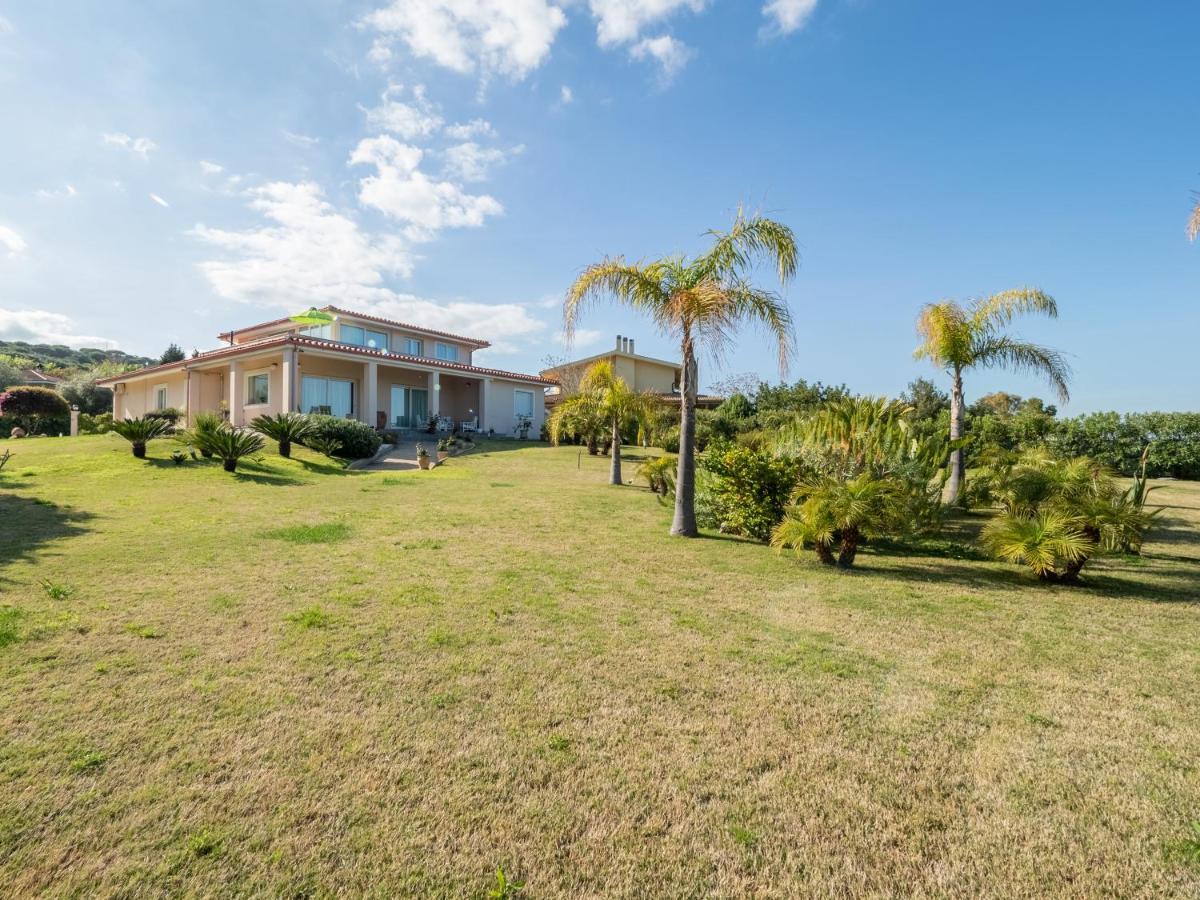 B&B Le Bouganville คาโปแตร์รา ภายนอก รูปภาพ